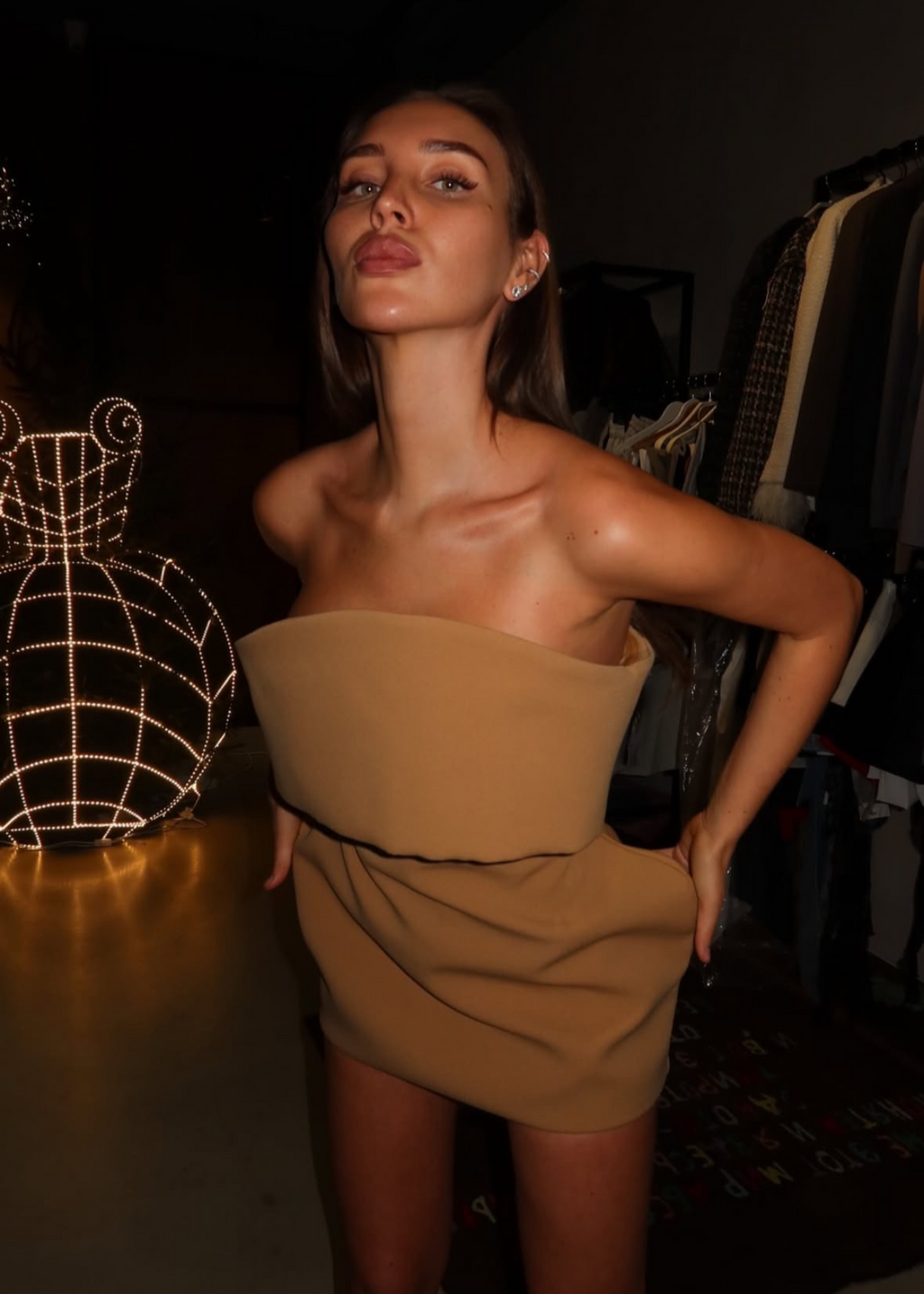 Santa Faz Vestido - Caramelo