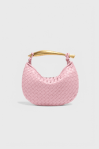 Bolso Woven Gerda con Asa Dorada