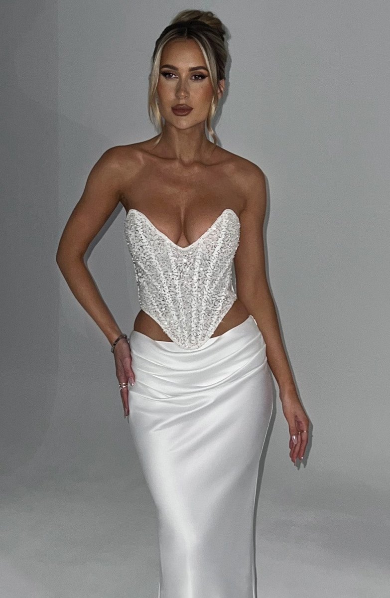 Chiara Corsé - Marfil